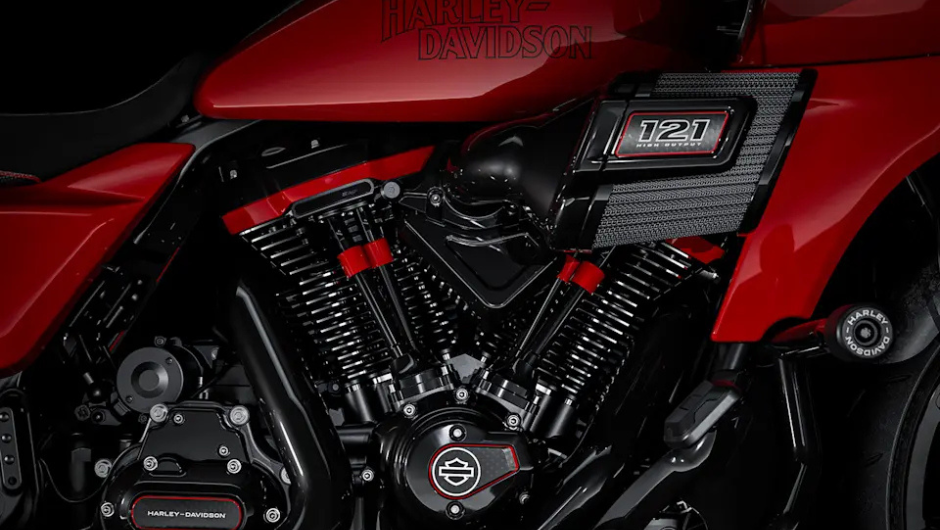 CVO™ Road Glide™ ST 2025